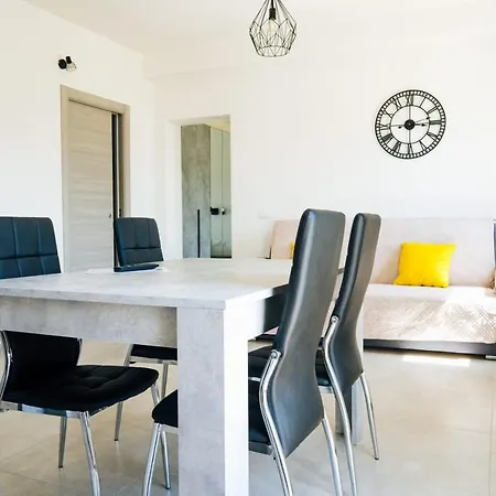 Holiday home Oltre - 350 Mt Dalla